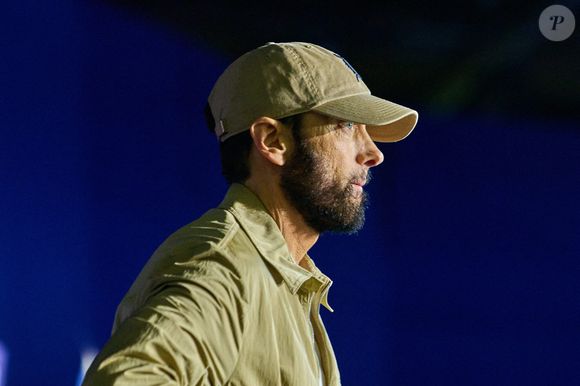 Le rappeur Eminem présente l'ancien président Barack Obama lors d'un rassemblement organisé à Détroit, dans le Michigan (États-Unis), le mardi 22 octobre 2024, en faveur de la candidature de la vice-présidente Kamala Harris à l'élection présidentielle de 2024. Photo de Dominic Gwinn/Middle East Images/ABACAPRESS.COM
