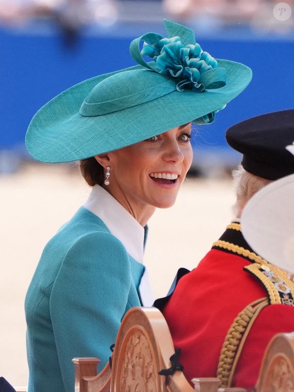 La princesse de Galles lors de la cérémonie de la montée des couleurs à Horse Guards Parade, au centre de Londres, à l'occasion de l'anniversaire officiel du roi Charles III. Date de la photo : samedi 14 juin 2025. ... Cérémonie de remise des couleurs ... 14-06-2025 ... Londres ... UK ... Le crédit photo doit être lu comme suit : Jonathan Brady/PA Wire. Numéro de référence unique : 80647941 ... Voir l'article de PA ROYAL Trooping. Le crédit photo doit être lu comme suit : Jonathan Brady/PA Wire