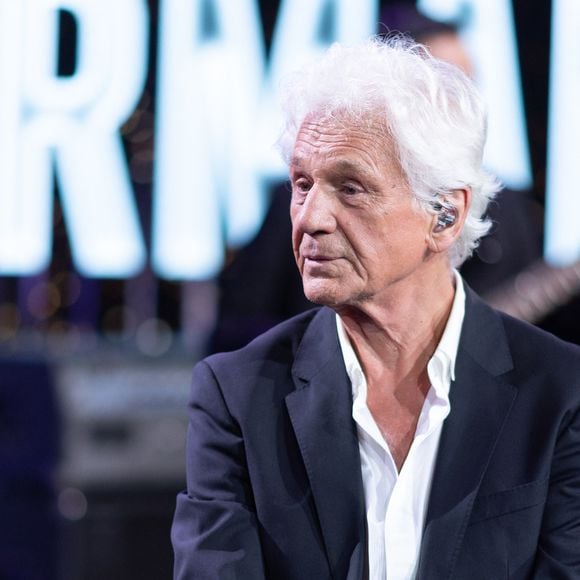 Gérard Lenorman : Loin du tumulte parisien, il évoque sa vie parfaite dans une ville synonyme de vacances d'été