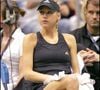 Selon "Holà !", la grossesse se déroule pour l’instant sans encombre.

Anna Kournikova au tournoi de tennis au profit d'une association caritative, à Los Angeles. JUAN RICO / FAME PICTURES / BESTIMAGE
