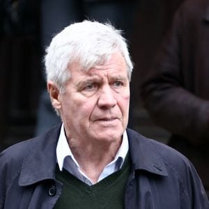 L'ancien champion a lui-aussi posté un texte où il semble s'adresser implicitement au journaliste l'ayant pris pour cible

Bruno Masure assiste aux obsèques d'André Rousselet qui se déroulent à l'église Sainte Clotilde à Paris, France, le 2 juin 2016. Photo par ABACAPRESS.COM