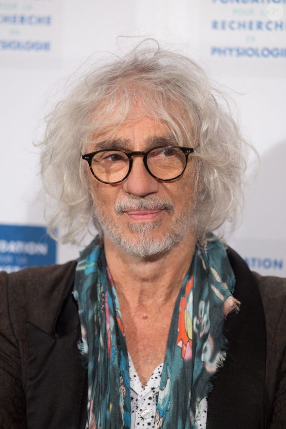 Louis Bertignac assiste au gala ' Les Stethos D'Or 2019' au Four Seasons Hotel George V le 11 mars 2019 à Paris, France. Photo Nasser Berzane/ABACAPRESS.COM