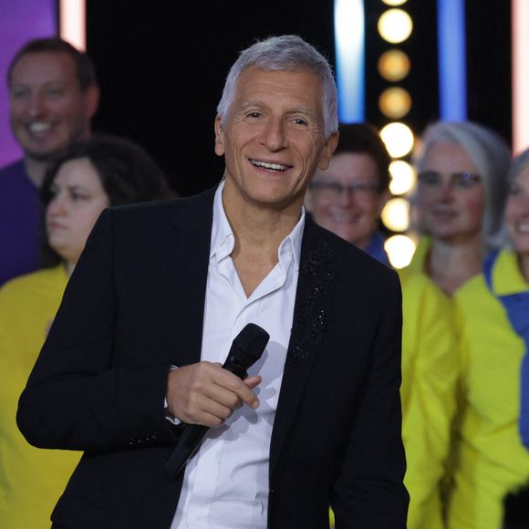Ce n'est pas tout puisque Nagui s'astreint aussi à une pratique sportive quotidienne.

Nagui - Les célébrités se mobilisent pour la 38ème édition du Téléthon dans les studios de France 2 à Paris © Coadic Guirec / Bestimage