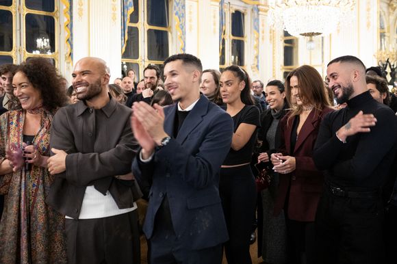 Amel Bent, Vitaa, Slimane et Said Boussif - Cérémonie de la remise de la médaille de chevalier de l'ordre des arts et des lettres à Alexandre Kirchhoff, PDG du label Capitol Music France par R.Dati au Ministère de la Culture à Paris le 9 janvier 2026.
Cyril Moreau / Bestimage