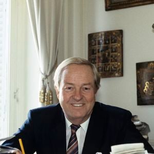 Archives - No Web - Rendez-vous avec Jean-Marie Le Pen à son domicile, dans le parc de Montretout à Saint-Cloud. Le 14 novembre 1983
© Alain Canu via Bestimage