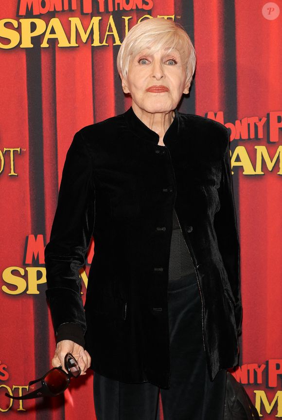 Nicole Croisille n’a pas pu aller au bout du processus puisqu’elle est morte dans une clinique à Paris

Nicole Croisille - Générale de la comédie musicale "Monty Python's Spamalot" mise en scène par PEF au théâtre de Paris le 28 septembre 2023. © Coadic Guirec/Bestimage