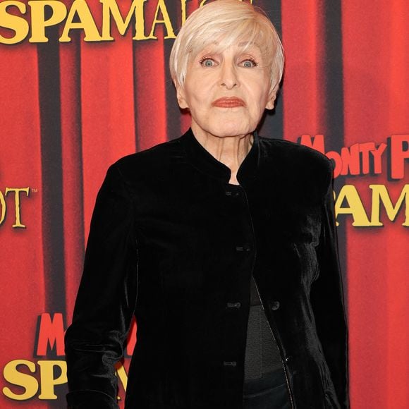 Nicole Croisille n’a pas pu aller au bout du processus puisqu’elle est morte dans une clinique à Paris

Nicole Croisille - Générale de la comédie musicale "Monty Python's Spamalot" mise en scène par PEF au théâtre de Paris le 28 septembre 2023. © Coadic Guirec/Bestimage