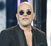 Pascal Obispo a organisé un concert caritatif pour les sinistrés après les incendies.

Pascal Obispo - Les célébrités se mobilisent pour la 38ème édition du Téléthon dans les studios de France 2 à Paris. 
© Coadic Guirec / Bestimage