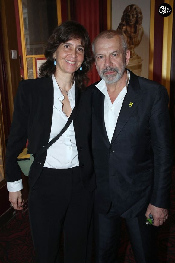 Tout va très vite entre Elsa Boublil, artiste multi-facettes et actuelle directrice du théâtre de la Concorde à Paris et l'acteur...

Elsa Boublil et Philippe Torreton lors de la 36ème cérémonie des Molières aux Folies Bergère à Paris le 28 avril 2025. Crédit Bertrand Rindoff / Bestimage