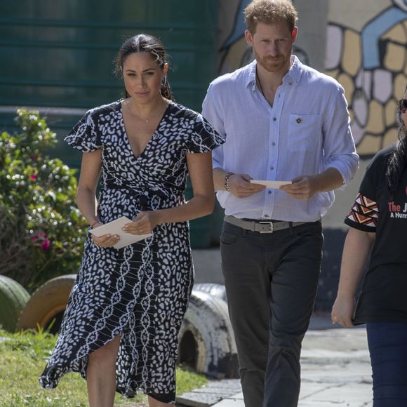 Le prince Harry et Meghan Markle visitent le township de Nyanga, Afrique du Sud le 23 septembre 2019.  
Express Syndication / BestImage