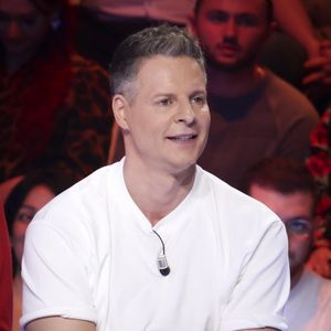 Exclusif - Matthieu Delormeau, sur le plateau de  TBT9 présenté par C.Hanouna, et diffusé en direct sur W9, Paris, France, le 11 novembre 2025. © Jack Tribeca / Bestimage