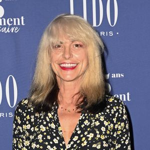 Du cultissime "Banana Split" à "Les brunes comptent pas pour des prunes", l’artiste a enchaîné les tubes.

La chanteuse Lio - People lors des 75 ans du Lido à Paris. Le 18 septembre 2021 © Coadic Guirec / Bestimage