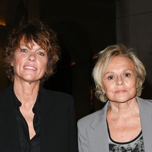 Exclusif - Anne Le Nen et et sa femme Muriel Robin - Cérémonie de remise du prix Raymond Devos au théâtre Edouard VII à Paris cadre de la 28e édition de la semaine de la Langue Française et de la Francophonie le 20 mars 2023. © Coadic Guirec - Cyril Bruneau / Bestimage