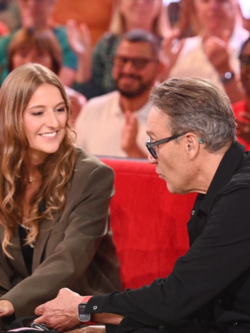Julien Courbet avec sa fille Lola dans Vivement dimanche : Ils ont un but commun à défendre