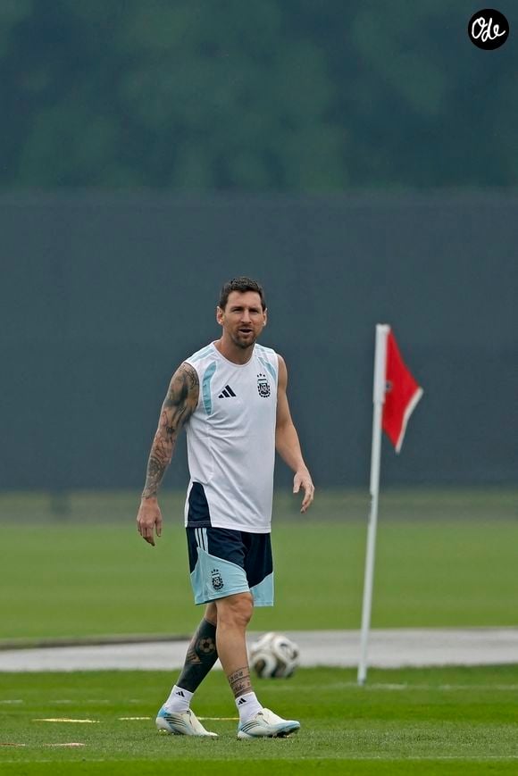 Son jeu a changé avec les années

Centre d'entraînement de Columbia Park, Morristown, New Jersey, États-Unis d'Amérique ; Coupe du monde de football de la FIFA, séance d'entraînement de l'Argentine ;   Lionel Messi, de l'Argentine, observe la scène (Crédit photo : © Heuler Andrey/Action Plus Sports via ZUMA Press Wire/ABACAPRESS.COM)