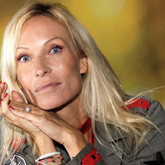 Rebecca Hampton pose pour des photos le 10 septembre 2020 à Paris, France. Photo by Vim/ABACAPRESS.COM