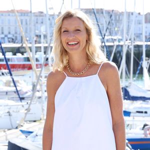 Alexandra Lamy lors du photocall de la série "Killer Coaster" lors de la 25ème édition du Festival de la fiction de la Rochelle, France, le 13 septembre 2023. © Denis Guignebourg/BestImage
