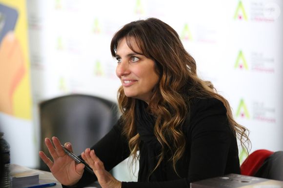 Laetitia Milot dédicace son livre "Ma clé du bonheur" à la foire d'Anova à Alençon le 5 mars 2023.  
Sebastien Legendre / Panoramic / Bestimage