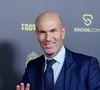 Depuis la fin de sa carrière de joueur, Zinedine Zidane n'a pas uniquement multiplié les expériences sur les bancs de touche. 

Zinedine Zidane - Photocall de la 66ème cérémonie du Ballon d’Or au Théâtre du Chatelet à Paris. © Cyril Moreau/Bestimage