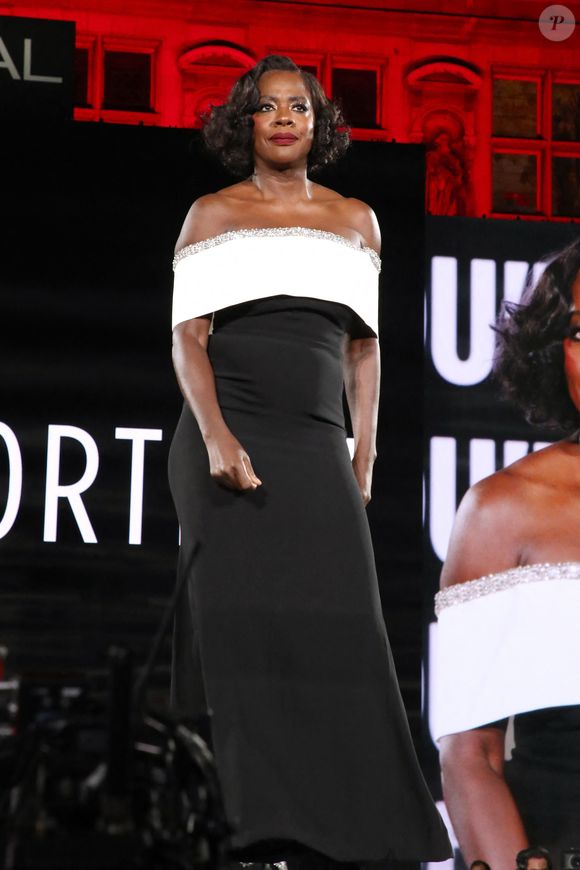 Viola Davis - Défilé « L’Oréal Paris – A Celebration of Women's Empowerment  », dans le cadre de la Fashion Week, Collections Prêt-à-porter Printemps / Eté 2026, de Paris, France, le 29 Septembre 2025. 
© Bertrand Rindoff / Bestimage