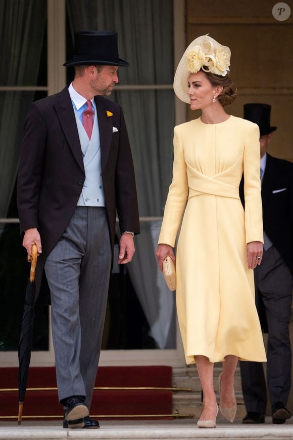 Le prince William, prince de Galles, et Catherine (Kate) Middleton, princesse de Galles, (Catherine (Kate) Middleton, princesse de Galles), lors de la Royal Garden Party au palais de Buckingham à Londres. ALPHA AGENCY / BESTIMAGE