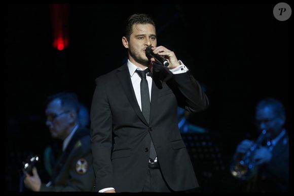 Exclusif - Julien Dassin (le jour de son anniversaire) invité d'honneur des Choeurs de l'Armée Rouge MVD pour un hommage à son père Joe Dassin à la salle Pleyel à Paris, France, le 22 mars 2017. © Alain Guizard/Bestimage