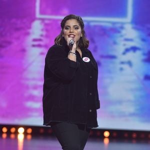 Exclusif - Inès Reg - Enregistrement de l'émission "Tout le monde chante contre le cancer, les stars relèvent le défi" au Palais des Congrès à Paris, qui sera diffusée le 2 janvier 2020 en prime time sur W9. Le 25 novembre 2019 © Giancarlo Gorassini / Bestimage