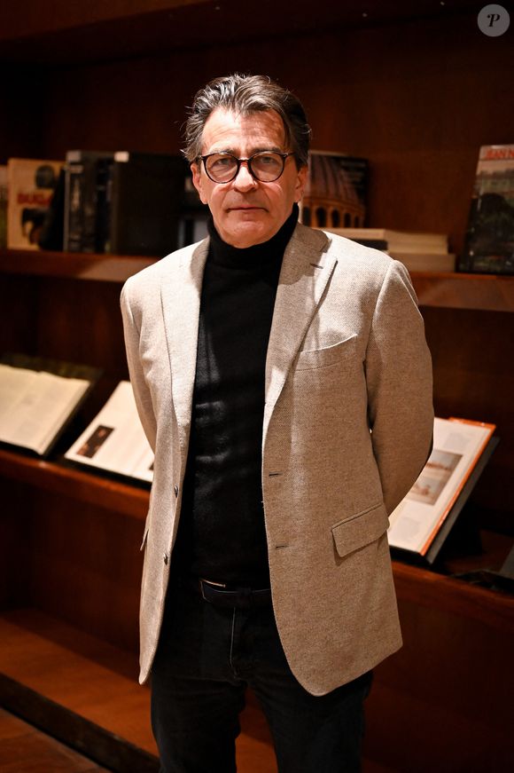Yannick Alleno, chef cuisinier français avant une conférence de presse sur la sécurité routière à l'occasion du lancement de la campagne UN-JCDecaux en France le 16 janvier 2025 au siège de JCDecaux à Neuilly-sur-Seine. Photo par Tomas Stevens/ABACAPRESS.COM