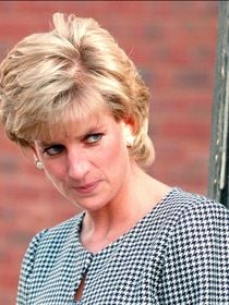 Lady Di : La princesse des cœurs était intraitable avec le petit personnel ! Licenciements et factures salées