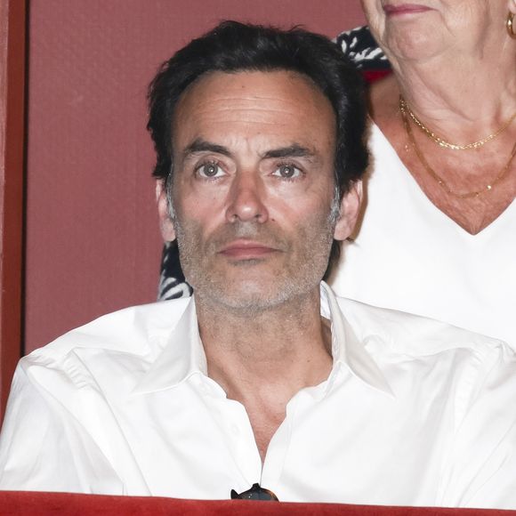 Exclusif - Anthony Delon -  Concerto pour la paix de Omar Harfouch au théâtre de Béziers le 8 mai 2025  © Jack Tribeca / Bestimage