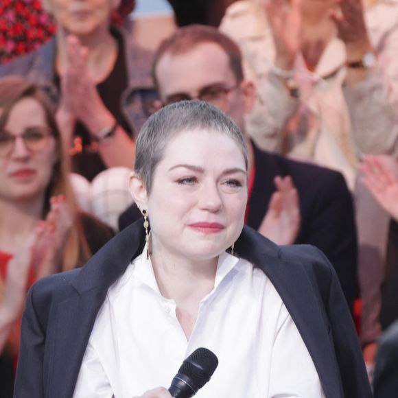 Retour à l'hôpital pour Emilie Dequenne

Exclusif -  Emilie Dequenne sur le plateau de l'émisson "C à vous" lors du 77ème Festival International du Film de Cannes.
© Jack Tribeca / Bestimage