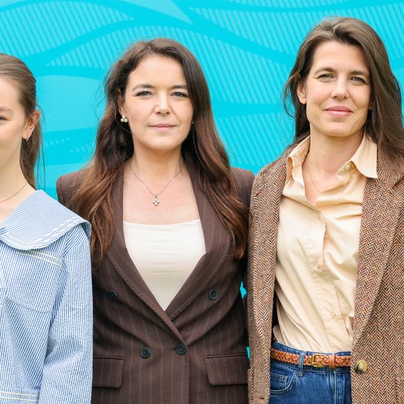 Mélanie-Antoinette de Massy, Charlotte Casiraghi et la princesse Alexandra de Hanovre lors de la sixième journée du Rolex Monte-Carlo Masters au Monte-Carlo Country Club de Monaco, le 10 avril 2026. © Claudia Albuquerque/Bestimage