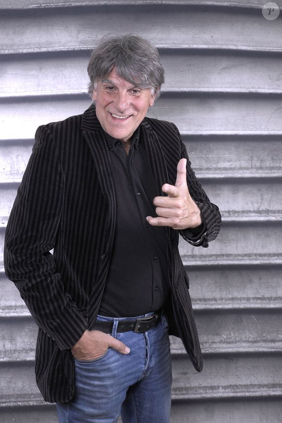 Portrait de Tex à Paris, le 16 novembre 2025.
© Cédric Perrin/Bestimage