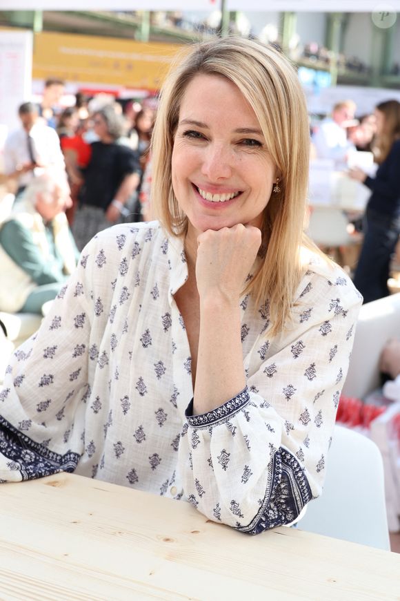 Sidonie Bonnec  - Festival du Livre de Paris 2025 au Grand Palais à Paris le 11 avril 2025.
© Denis Guignebourg / Bestimage
