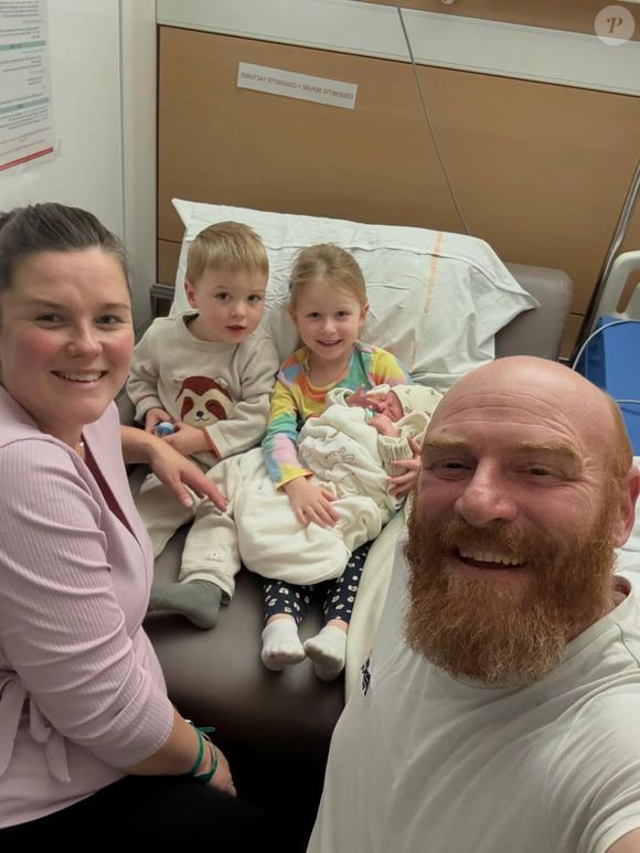 Jérôme et Lucile (L'amour est dans le pré) ont accueilli leur troisième bébé : une petite fille appelée Lily-Rose.