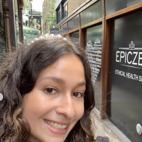 Emma Kabouche, la fille de Cécilia Hornus, sur Instagram