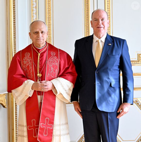 Le pape Léon XIV avec le prince Albert II de Monaco - Entretien au palais pricnier et photo officielle - Visite historique du pape Léon XIV à Monaco le 28 mars 2026.
© Bruno Bebert - Dominique Jacovides / Bestimage
