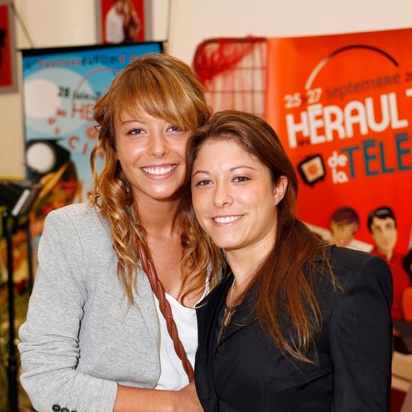 Archives - Dounia Coesens et sa soeur Marie Coesens lors du Festival "Les Hérault de la Télé 2009" au Cap d'Agde, le 25 octobre 2009.  

© JLPPA / Bestimage