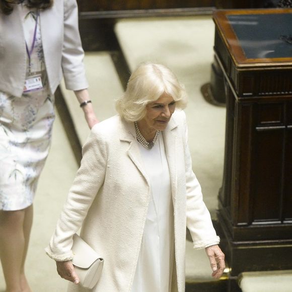 Le roi Charles III d'Angleterre, prononce un discours devant le Parlement italien, en présence de Camilla Parker Bowles, reine consort d'Angleterre, à Rome, le 9 avril 2025. Le couple royal britannique est en voyage officiel de quatre jours en Italie.Backgrid UK/ Bestimage