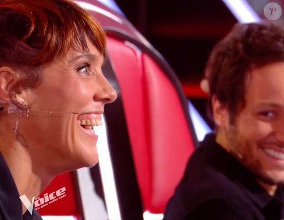 Zaz et Vianney sur le plateau de "The Voice" lors des auditions à l'aveugle ce samedi 8 février 2025. (Capture d'écran - The Voice - TF1).