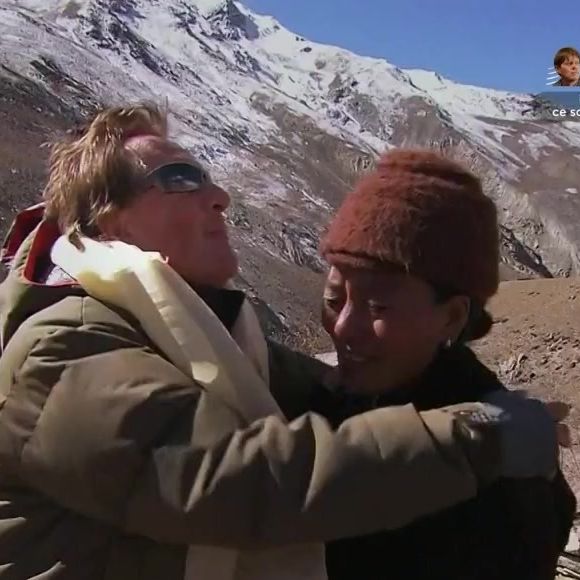 Gilbert Montagné sur le plateau de Vivement dimanche sur France 3.