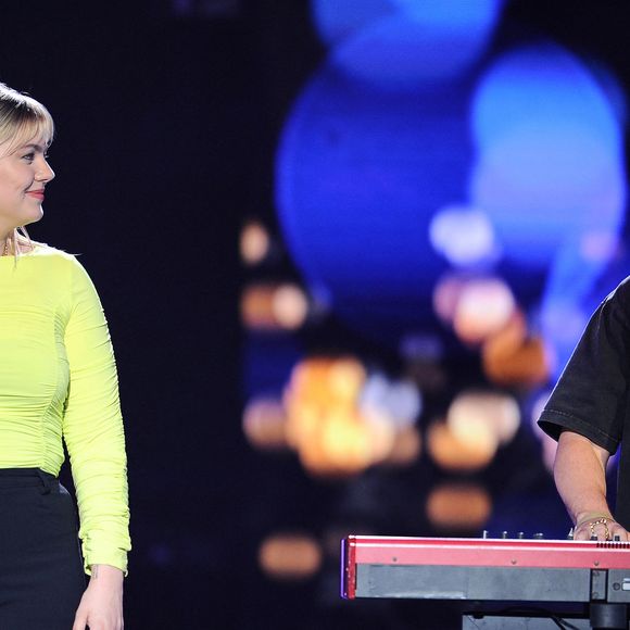 Exclusif - Louane et Florian Rossi - Enregistrement de la 2ème partie de soirée de l'émission "Duos Mystères" à la Seine Musicale à Paris, qui sera diffusée le 12 juin sur TF1 © Gaffiot-Moreau / Bestimage