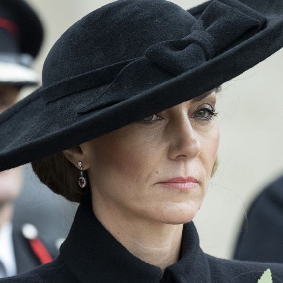 Kate Middleton, princesse de Galles, lors de la cérémonie du souvenir organisée par la Royal British Legion au National Memorial Arboretum dans le Staffordshire le 11 novembre 2025. Photo par GOFF  / BESTIMAGE