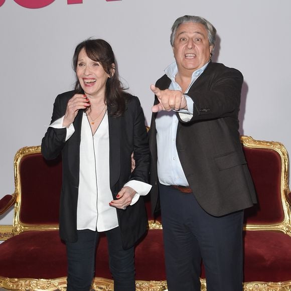Chantal Lauby et Christian Clavier à l'Avant-première du film "Qu'est-ce qu'on a encore fait au Bon Dieu ?" au cinéma Le Grand Rex à Paris, le 14 janvier 2019. © Coadic Guirec/Bestimage