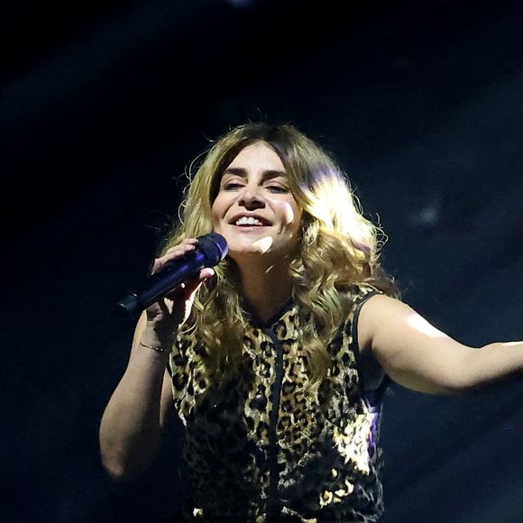 Julie Zenatti - Nouvelle édition du Foot-Concert organisé par le Réseau A.Ma.N.D./Huntington Avenir à la LDLC Arena à Lyon, le 11 Novembre 2024. Cet événement solidaire unique en France rassemble le sport et la musique pour lutter contre les maladies neurodégénératives. © Dominique Jacovides/Bestimage