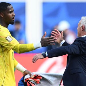 Mike Maignan-Didier Deschamps - Match de quart de finale "France - Maroc" lors de la Coupe du Monde FIFA 2026, le 9 juillet 2026.

© Bestimage