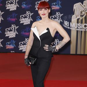 Jennifer Ayache de Superbus
La 27 ème édition des NRJ MUSIC AWARDS au Palais des festivals et des congrès, à Cannes vendredi 31 octobre 2025. © Christophe Aubert via Bestimage