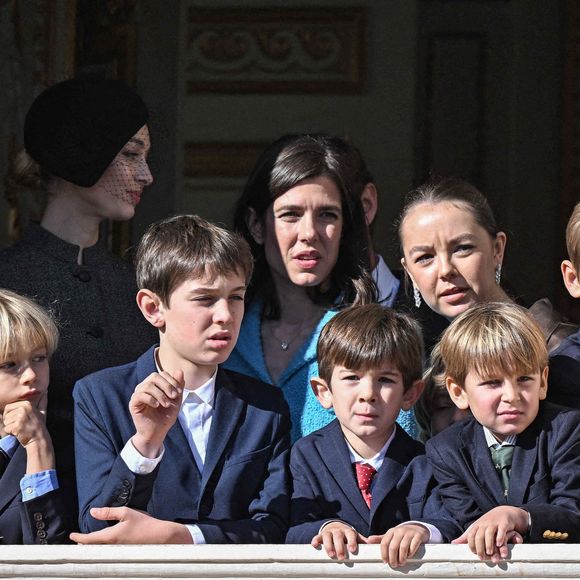 Beatrice Borromeo, Charlotte Casiraghi, Princesse Alexandra de Hanovre, Francesco Casiraghi, Raphael Elmaleh, Balthazar Rassam, Maximilian Casiraghi, Sacha Casiraghi apparaissent au balcon du Palais de Monaco lors des célébrations de la Fête Nationale à Monte-Carlo, Monaco le 19 novembre 2024. Photo by David Niviere/ABACAPRESS.COM