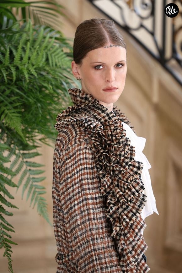Ethel Cain au photocall du défilé de mode DIOR Collection Haute Couture Automne/Hiver 2026-2027 lors de la Fashion Week de Paris (PFW) au musée Rodin, à Paris, France, le 6 juillet 2026. © Denis Guignebourg/Bestimage