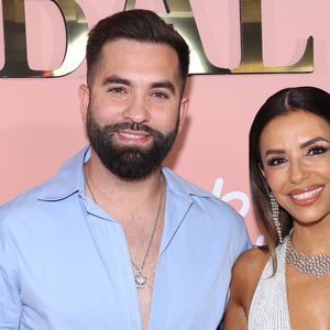Kendji Girac, Eva Longoria - Photocall du "Global Gift Gala" sur la Môme Plage lors du 79ème Festival international du Film de Cannes le 20 mai 2026. © Denis Guignebourg/Bestimage